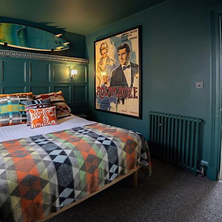Paramount Apartments Ilfracombe, Arty Seaside Holiday Apartments Exterior foto